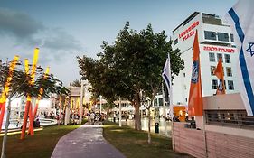 מלון לאונרדו פלאזה נתניה